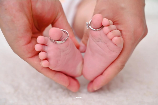 攀枝花孕妇两个月肚子疼